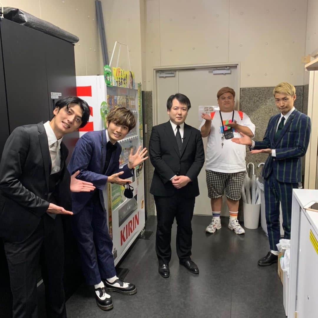 池田真一のインスタグラム：「大島てるさん最高でした！！ 時間足りなさ過ぎ😆 後、2時間ぐらい話聞きたかった！！ 11月3日にロフトプラスワンウエストで大島てるさんのライブあるみたいなので是非です！！」