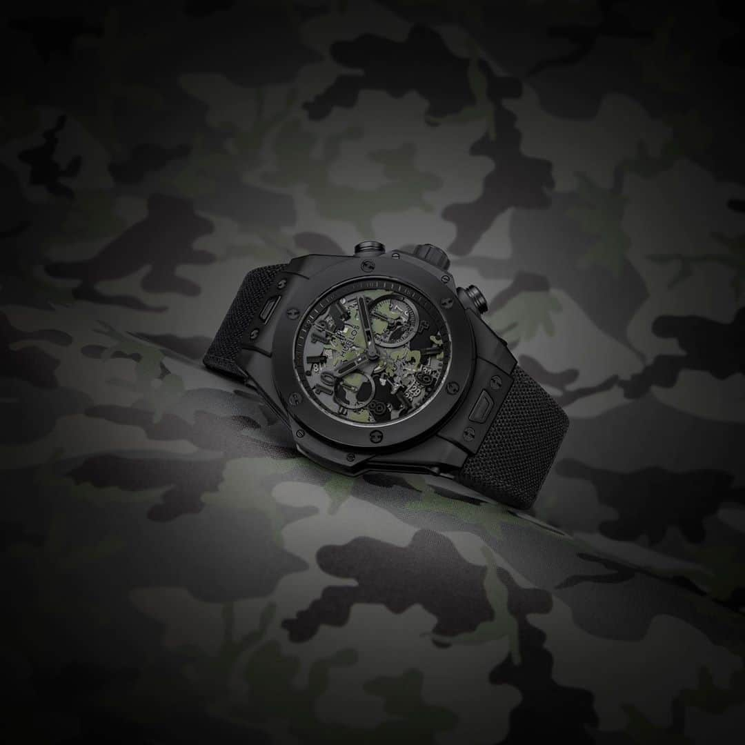 山本耀司さんのインスタグラム写真 - (山本耀司Instagram)「Yohji Yamamoto and #Hublot new exclusive collaboration: the Big Bang Camo Yohji Yamamoto⁠⠀ ⁠⠀ @hublot - a camouflage timepiece made in collaboration with @yohjiyamamotoofficial. Tagged as anti-fashion, Yohji Yamamoto's creations are designed to raise questions, and all his collections contain this message. A master of contradiction and antagonism, #YohjiYamamoto sees the camouflage motif as the epitome of paradox, present and future clashing strikingly or blending seamlessly. Limited edition of 200 pieces, available first exclusively in #Japanfor 1 month, then released worldwide. @hublot_japan⁠⠀ ⁠」10月1日 0時05分 - yohjiyamamotoofficial