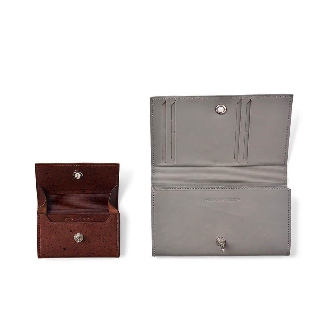 エドロバートジャドソンさんのインスタグラム写真 - (エドロバートジャドソンInstagram)「ALT - COIN / CARD CASE ALT - MEDIUM WALLET - Check our stockists and online store.  #edrobertjudson」9月30日 15時49分 - edrobertjudson