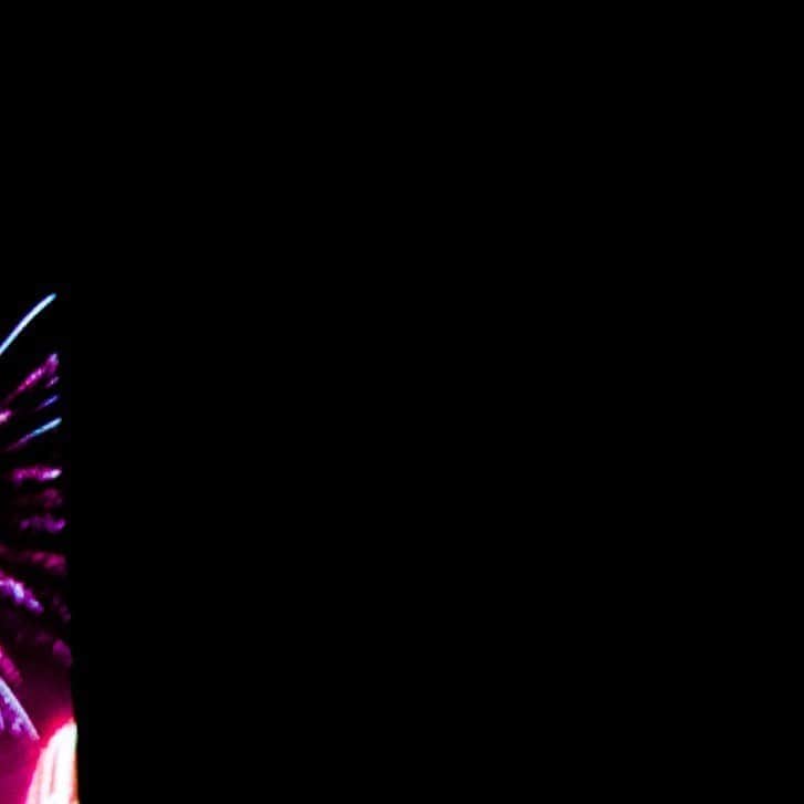 キリストンカフェ東京さんのインスタグラム写真 - (キリストンカフェ東京Instagram)「. こんばんは！ キリストンカフェ東京の赤池です！ . 本日で #キリストン花火ショー 終了致します😭 . 現在キリストンカフェ東京では、 約200インチの大型スクリーンで大迫力の花火大会を鑑賞できる「Fantastic HANABI #キリストン花火ショー」を毎日開催中🎆 . ◆イベント時間◆ 第一部 : 18:45〜 第二部 : 20:45〜 ※ご予約状況等により変更になる場合も御座います。 . 各15分ほど . これまでに国内100か所以上の花火大会を観覧してきた“花火マニア®”安斎幸裕氏、及び煙火粋心会様ご協力のもと開催の、圧巻の映像美をご堪能できる花火ショーを是非一度観にいらしてください✨ . エレベーターホールには、記念撮影ブースもご用意！ 是非、思い出の1枚を収めてみてはいかがでしょうか！ . . #花火大会行きたい #花火大会2020 #花火見たい #花火みたい #花火好きな人と繋がりたい #キリストンカフェ #キリストン花火 #今年もやってる #花火大会行きたい #花火写真 #花火鑑賞 #花火デート #お客様に感謝 #コロナウィルスが早く終息しますように #プレゼントキャンペーン #花火マニア #煙火粋心会 #夏まつり #グルメ好きな人と繋がりたい #めざましテレビ #巨大スクリーンのあるレストラン #インスタばえ」9月30日 15時50分 - christon_snjk_1