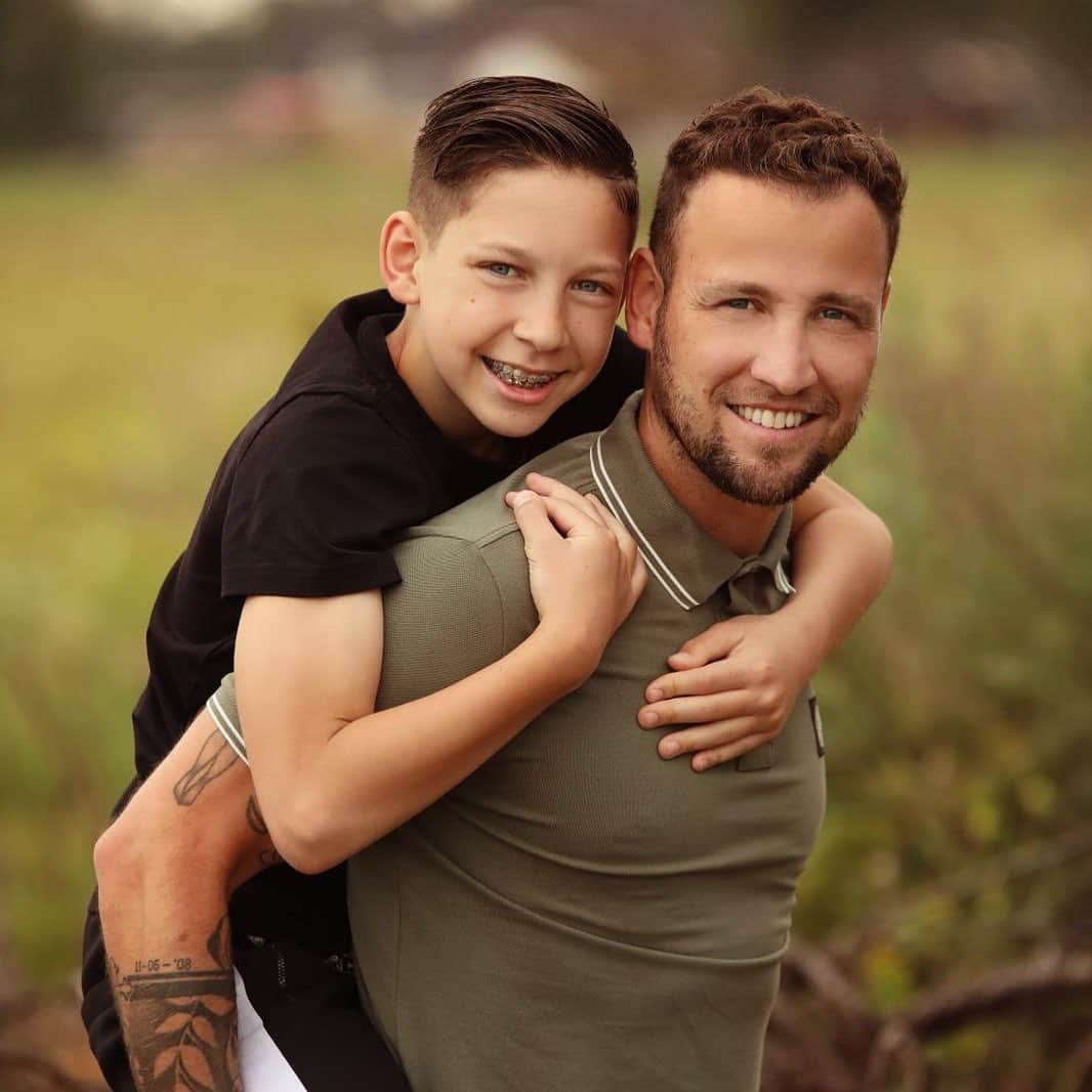 ロイ・ベーレンスのインスタグラム：「Happy birthday jairo 🥳 trots op jou ❤️」