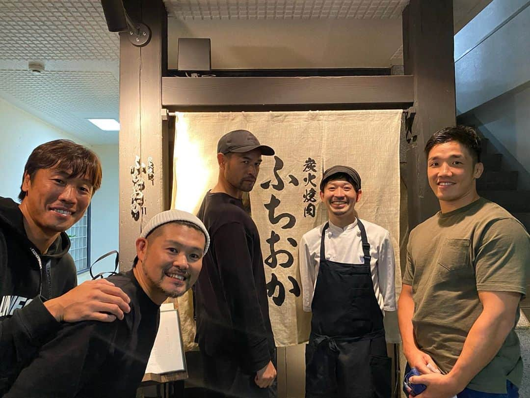 ニッチロー'さんのインスタグラム写真 - (ニッチロー'Instagram)「肉の日の楽しい焼肉会でした！  アスリートの方のお話しはテンション上がります！  肉の模様は後日！  ご馳走様でした！  #肉の日 #炭火焼肉ふちおか  #ふちおか #焼肉 #鈴木尚広　さん #金正奎 選手 #野球 #ラグビー」9月30日 16時43分 - nicchiro5.1