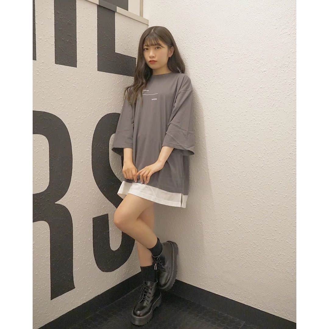 西萌葉のインスタグラム：「ASIANZ新作 続々と上がっております🥀 @asianz_staff  ㅤㅤㅤ 色味が秋らしくて◎ 個人的にはチャコールがすき✔︎ ㅤㅤㅤ #ASIANZ #エイジアンズ」