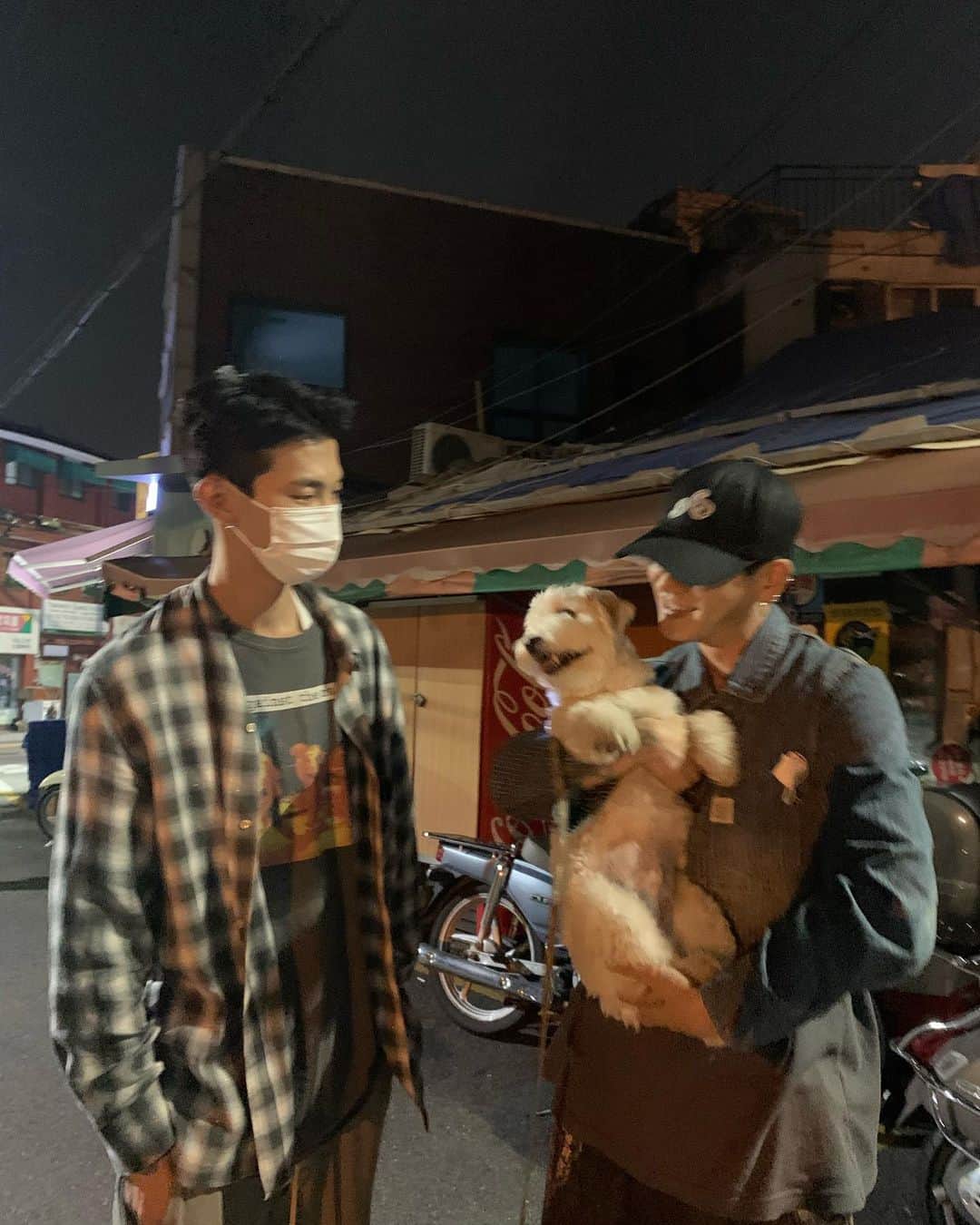 クォン・ヨンドンさんのインスタグラム写真 - (クォン・ヨンドンInstagram)「세상 천사🤍 @klim.the.dog」9月30日 17時34分 - _______youngmoney