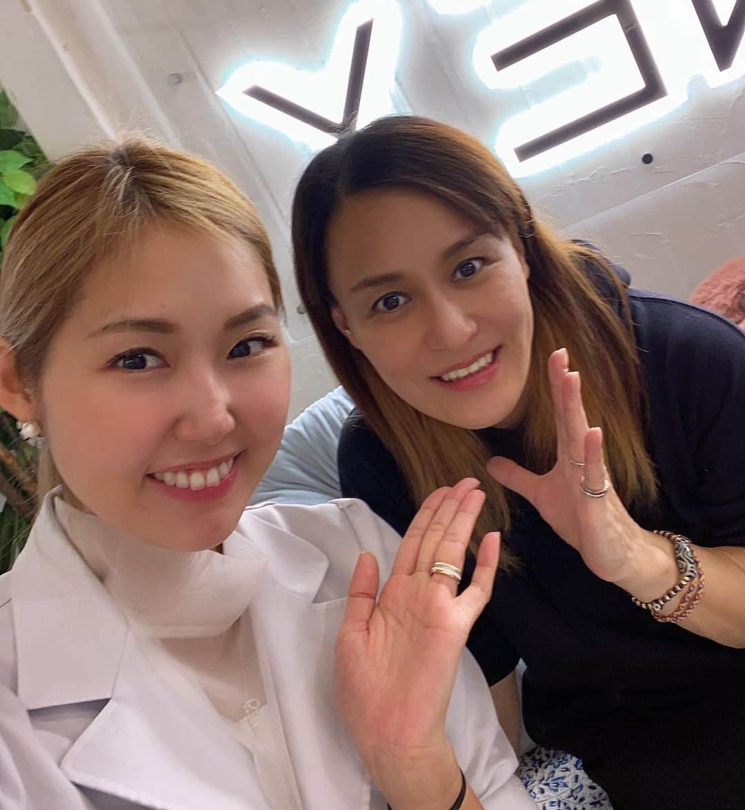 山田よう子のインスタグラム：「久しぶりに六本木に行ってきた‼️天気も良かったしみどりちゃんと色々話せて良かった‼️ ハイフも久しぶりにやってスッキリした〜　ありがとう どんどん動いて行こう〜っと。　また行くね #六本木　#ハイフ　#エステ　#美容　#ありがとう #テンション上がった　#感謝　#楽しかった」