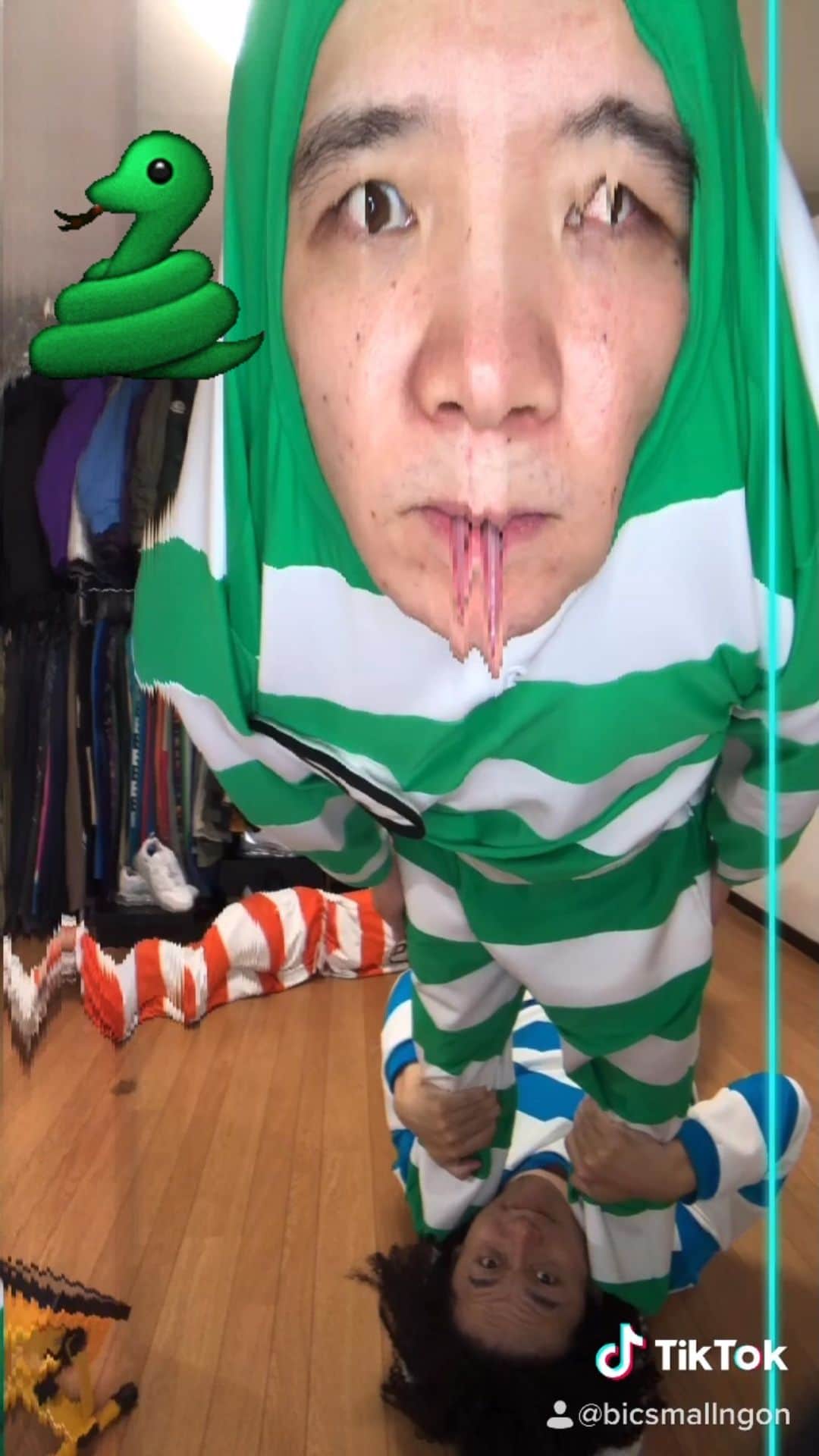 ゴンのインスタグラム：「ヘビ🐍、snake🐍」
