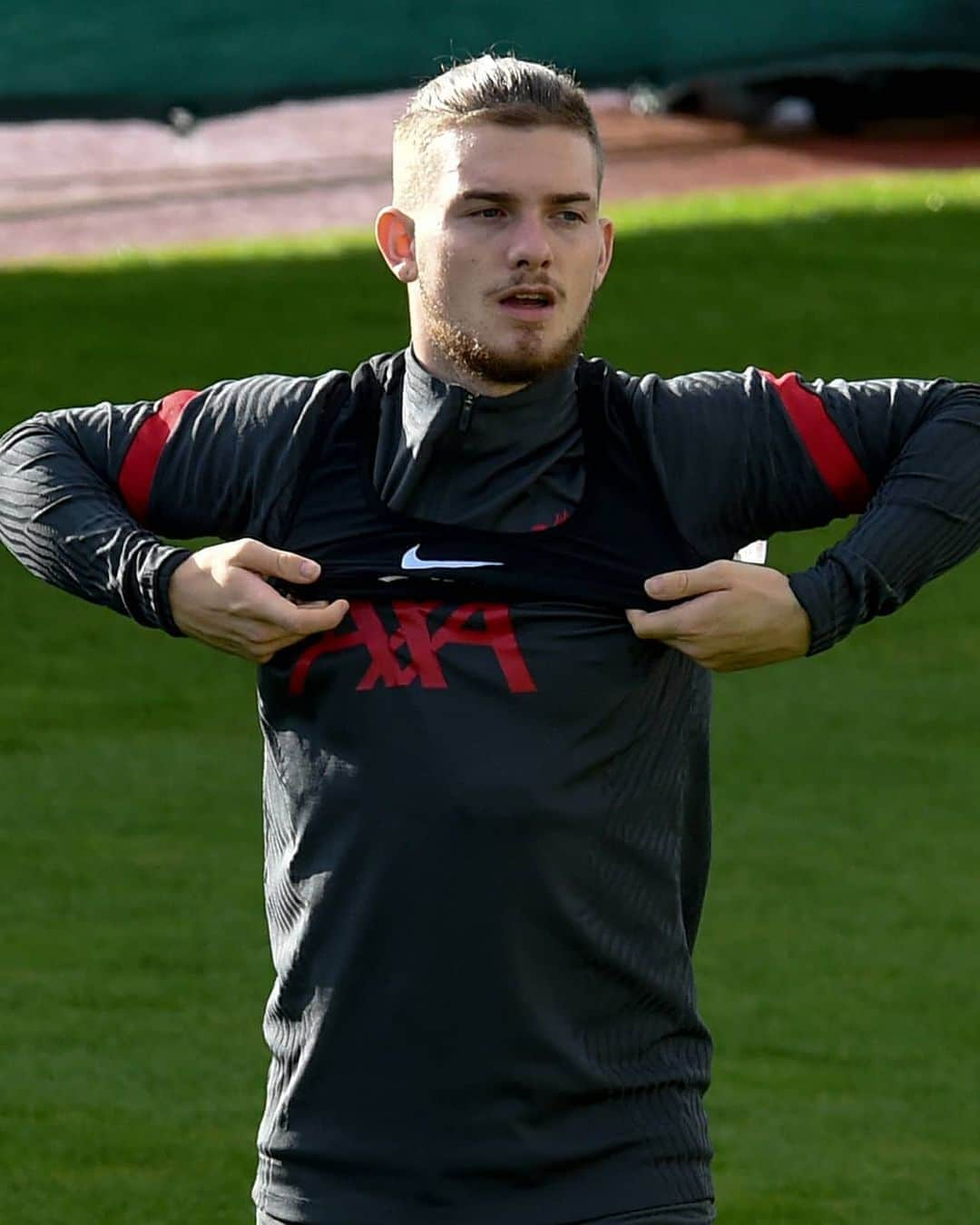 リヴァプールFCさんのインスタグラム写真 - (リヴァプールFCInstagram)「Back at Melwood ahead of @thecarabaocup 👊 #LFC #LiverpoolFC #Liverpool #CarabaoCup」9月30日 18時25分 - liverpoolfc