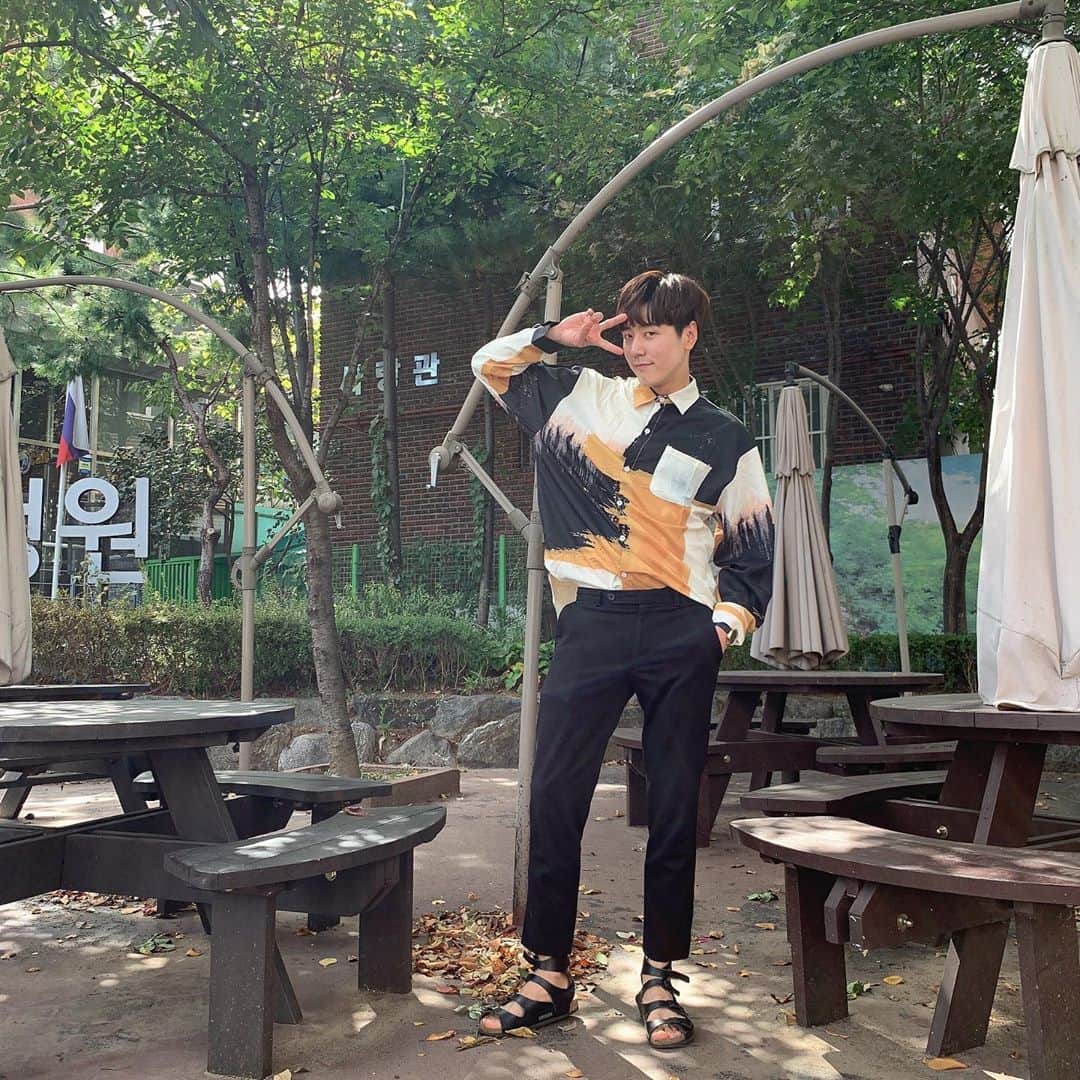 シンバのインスタグラム：「치명적 #V」