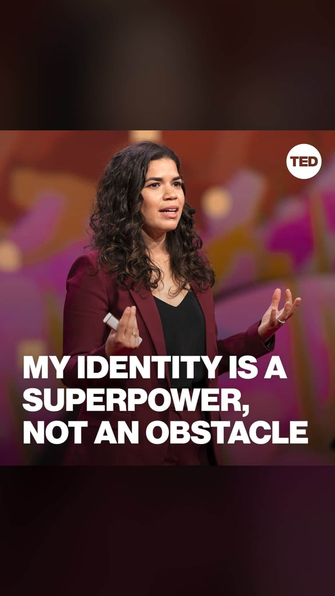 TED Talksのインスタグラム：「“I am just one of millions of people who have been told that in order to fulfill my dreams, in order to contribute my talents to the world, I have to resist the truth of who I am,” says actress @americaferrera. When she was starting out, industry executives advised her to “overcome” her Latina identity if she wanted to be successful. She straightened her hair, bought expensive clothes and even avoided the sun to look paler. “I for one, am ready to stop resisting and to start existing as my full and authentic self,” she says in a powerful TED Talk. This National Hispanic Heritage Month, do your part to ensure that people in every field reflect what our world truly looks like. Watch her full talk here: http://t.ted.com/WoDmpe4」