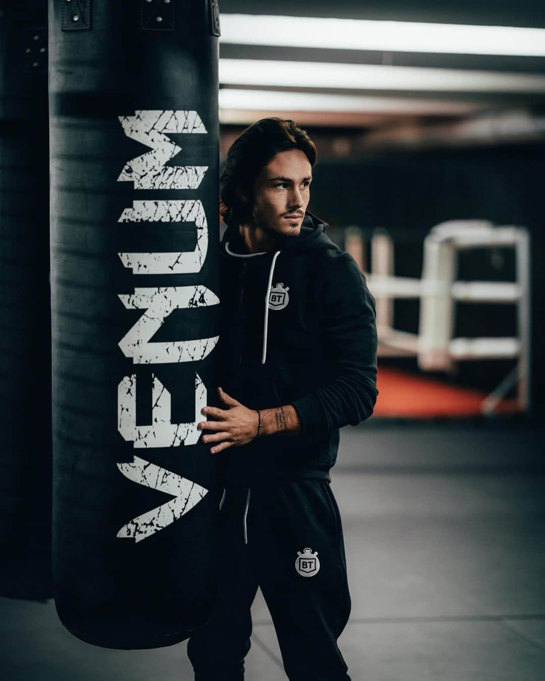 Enzo Cariniさんのインスタグラム写真 - (Enzo CariniInstagram)「The wound is the place where the light enters you. 🐺   ➖  Vous avez -20% sur toute la boutique @bodytime_collection avec mon code « ENZO20 »」10月1日 0時24分 - enzo_carini