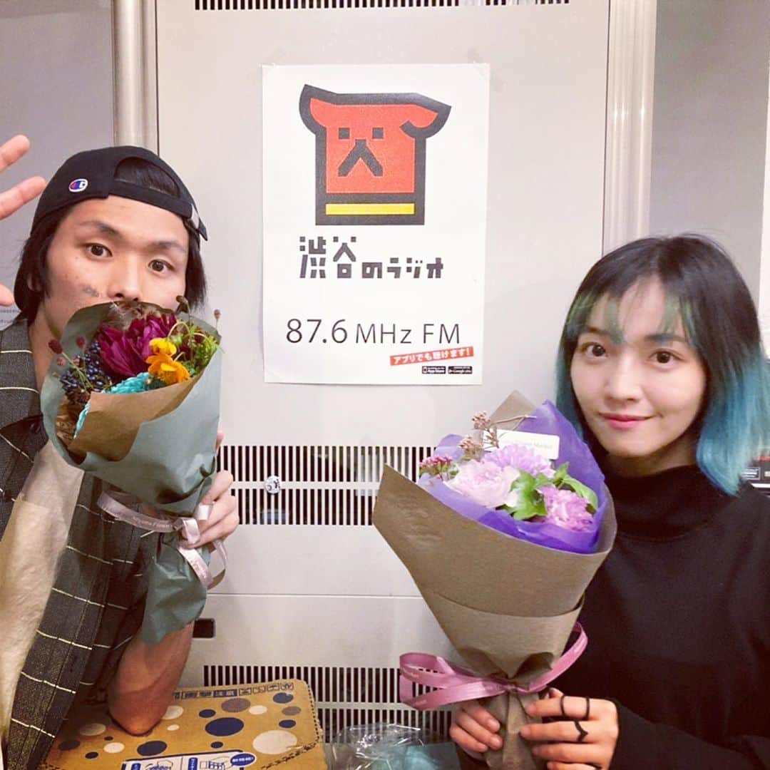 佐々木萌さんのインスタグラム写真 - (佐々木萌Instagram)「３年半聴いてくれてありがとう #渋谷のラジオ  #渋谷のラジオの学校」10月1日 0時16分 - skmoeee