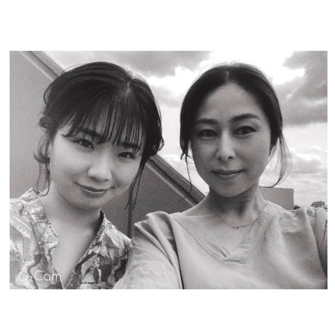 相馬有紀実さんのインスタグラム写真 - (相馬有紀実Instagram)「メリハリ顔前野さんとのっぺり顔相馬(°▽°)  この髪がピン2本だけでできてるなんて信じられない。 前髪うすめ？が最近の流行らしい。」9月30日 18時55分 - yukimi_soma