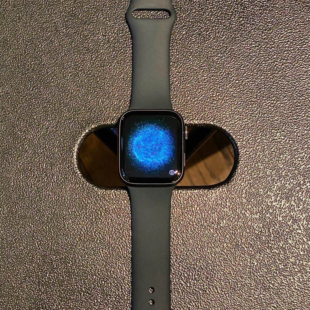 のインスタグラム：「You Know What Time is it !? 🍎⌚️#6」