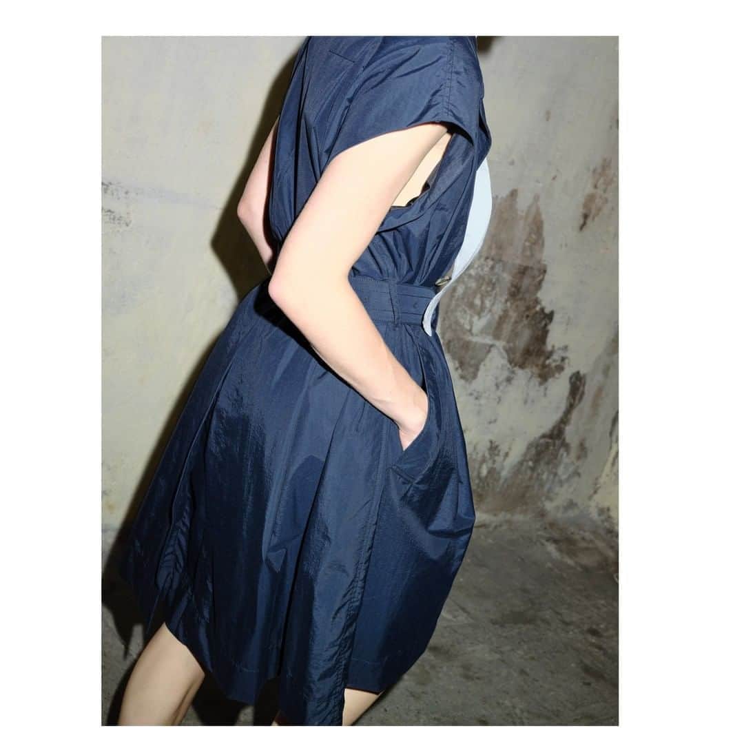 アンドレアポンピリオのインスタグラム：「LOOK11  ANDREA POMPILIO SS21 COLLECTION: THIS YEAR WOMENSWEAR IS "REBORN"🔥  #mfw #milanodigitalfashionweek #cameramoda #ANDREAPOMPILIO #SS21 #Womenswear #Menswear #Madeinitaly #Milano」