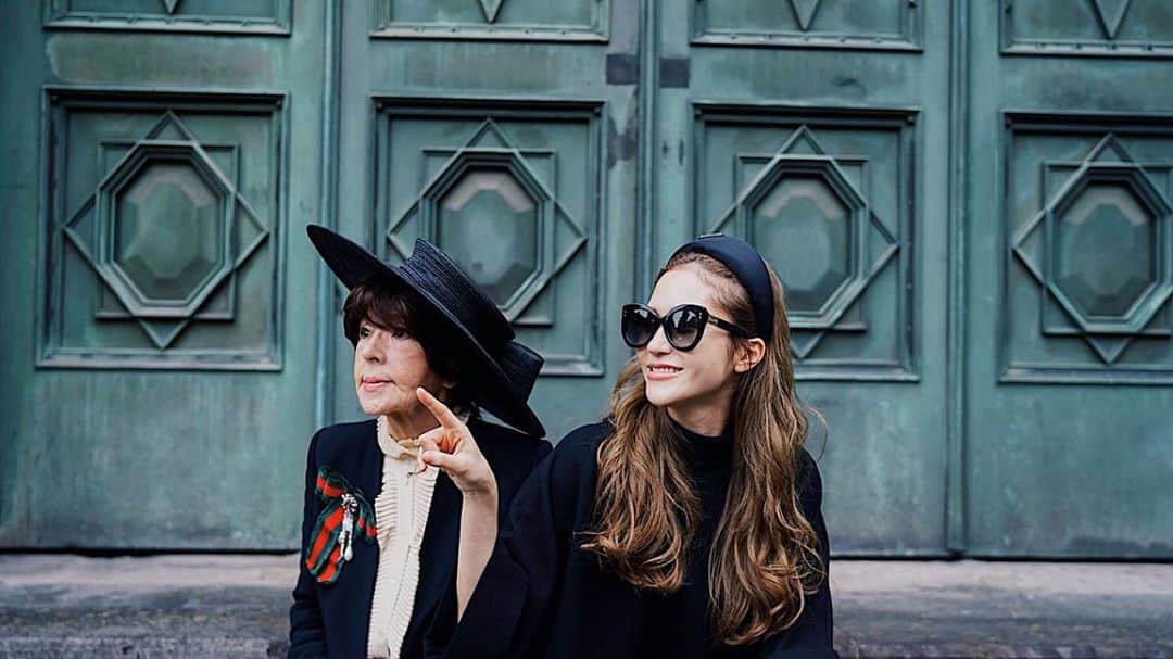 fukishaljのインスタグラム：「👵🏻❤️👩🏻 Gossip girl 風に付き合ってくれた祖母😝笑 同世代の女友達のような、やっぱりおばあちゃんのような。。💓 死ぬまでに逢いたい人と祖母が言っていたユヒとも逢えてたのしい時間でした💕」