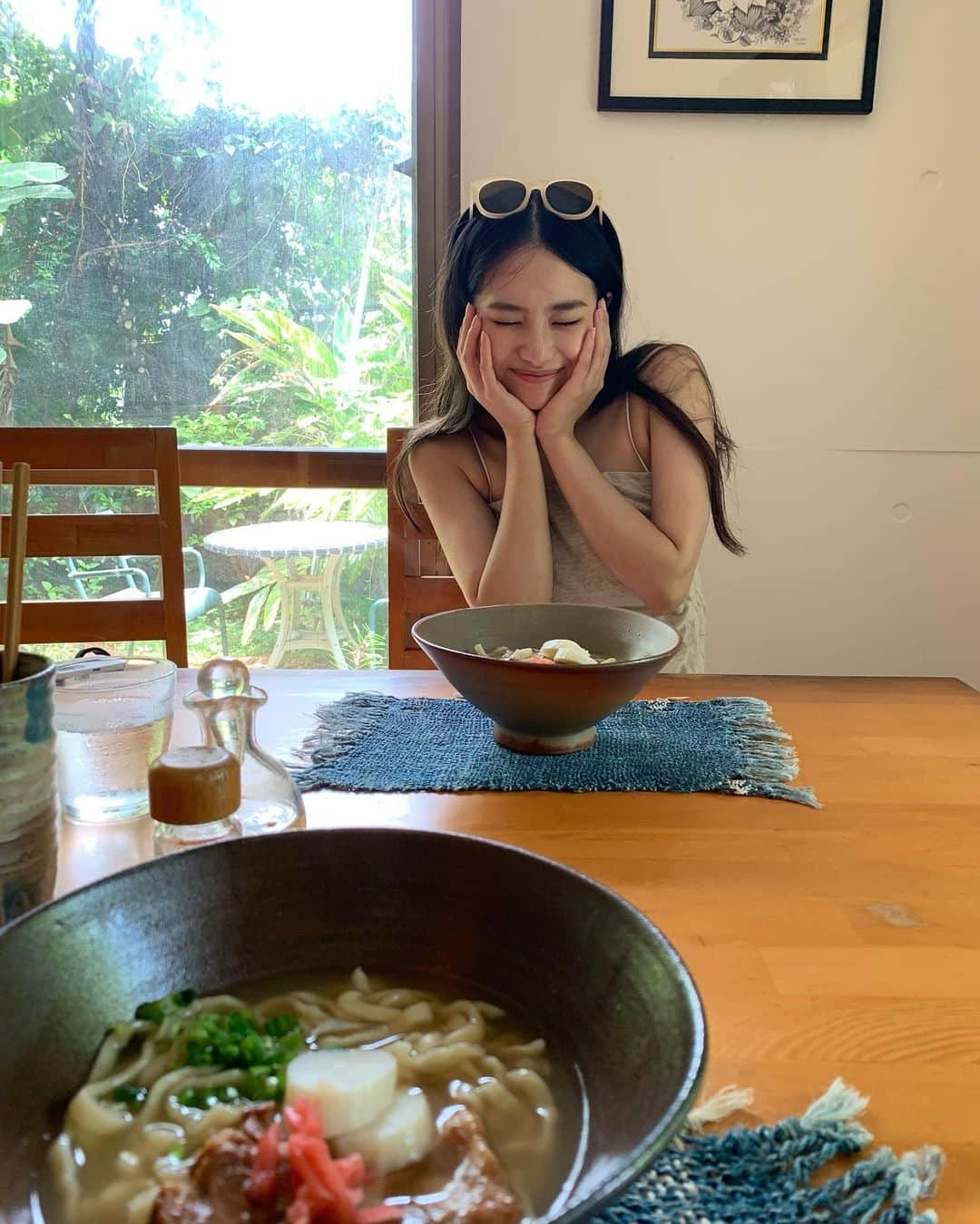 平野沙羅さんのインスタグラム写真 - (平野沙羅Instagram)「ソーキそば🍜 向かい側はマネージャーさん」9月30日 20時06分 - sara_hirano