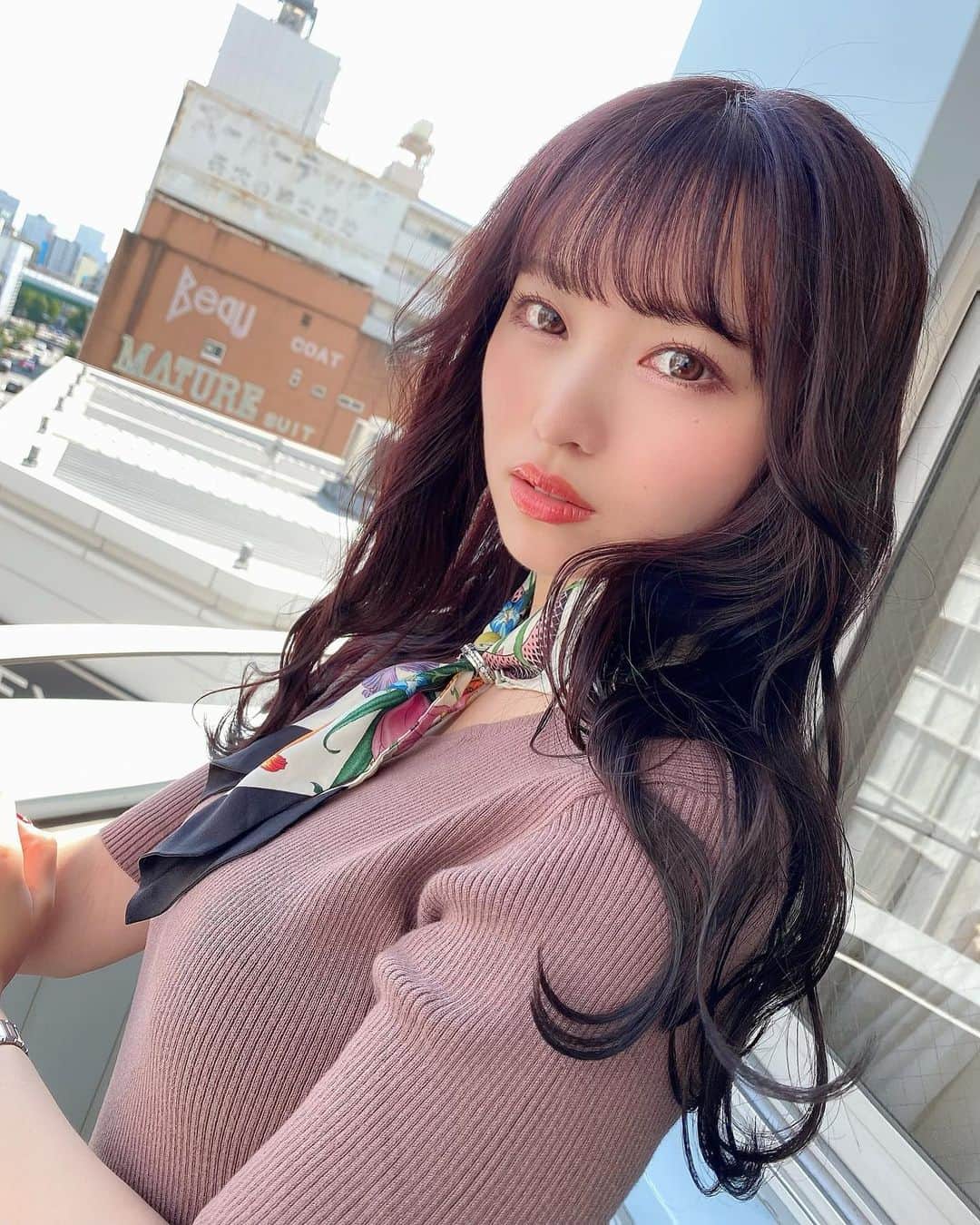 のインスタグラム：「. ﻿ 秋っぽい色にしてもらいました💇‍♀️🍁💗﻿ 9月もありがとう💗💗 #haircolor #💇‍♀️」