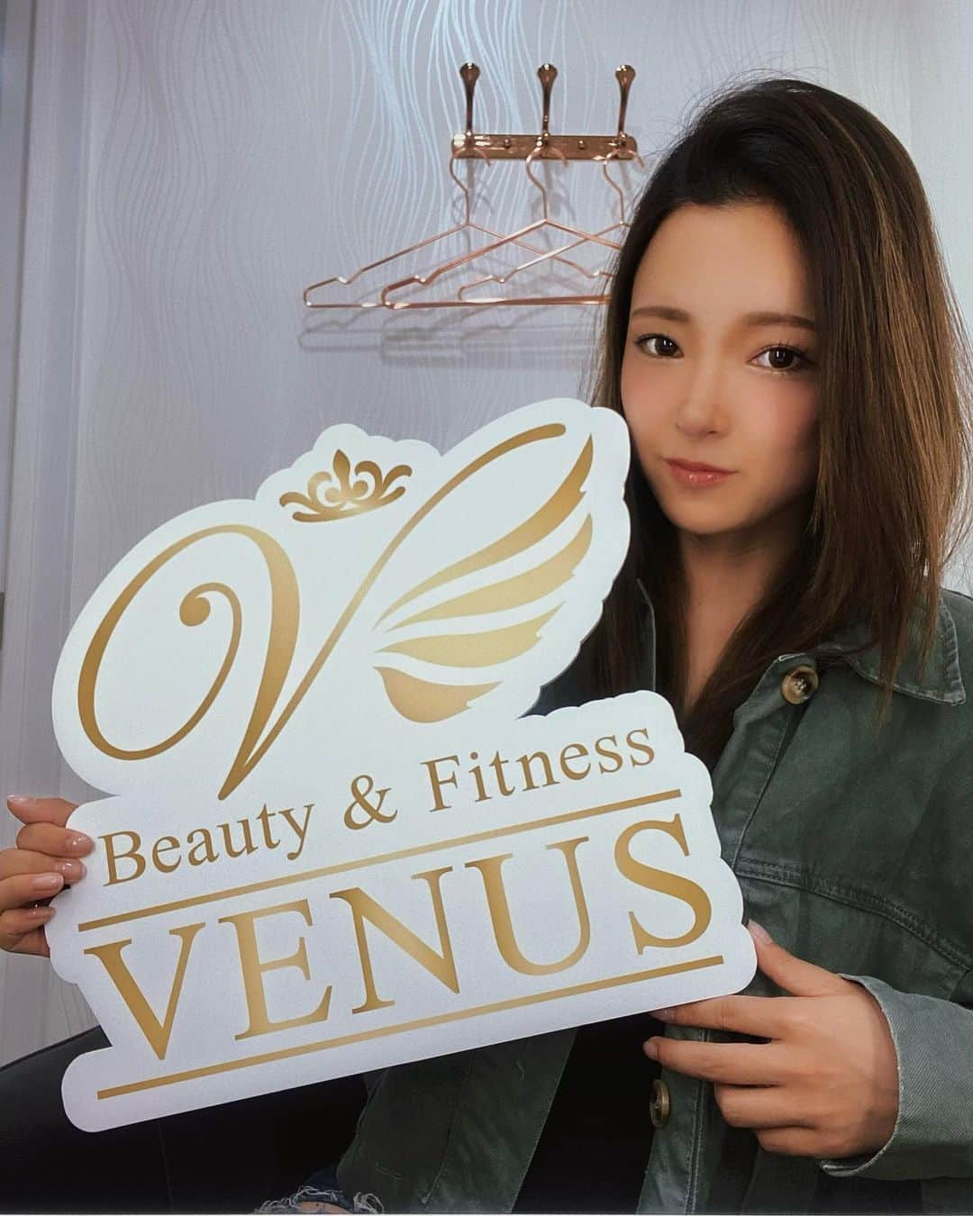 Kaeさんのインスタグラム写真 - (KaeInstagram)「.  2回目HIFUしてきた♥️💆🏼‍♀️ @beautyfitnessvenus  最近むくみまくってたのもスッキリ♥️ 1回でめっちゃ変わるし やったことない人ほんまにおすすめ🥺✨✨  #ハイフ #hifu #脱毛 #脱毛サロン #ハイパーウェーブ」9月30日 20時37分 - kae_thp