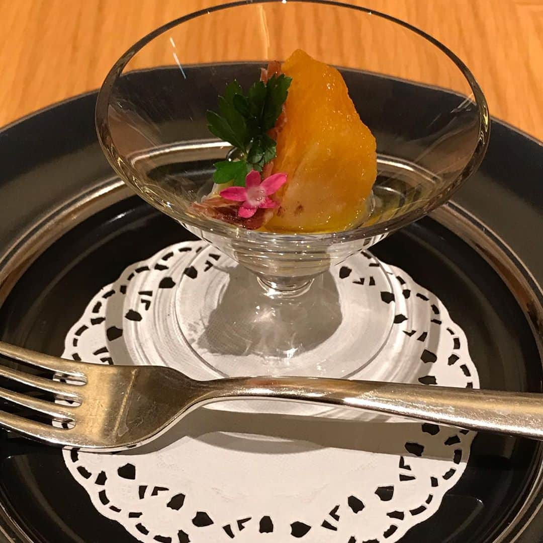 ハチミツ二郎さんのインスタグラム写真 - (ハチミツ二郎Instagram)「夕食、舌平目のムニエル。  #ザキャピトルホテル東急  #origami」9月30日 20時55分 - jirohachimitsu