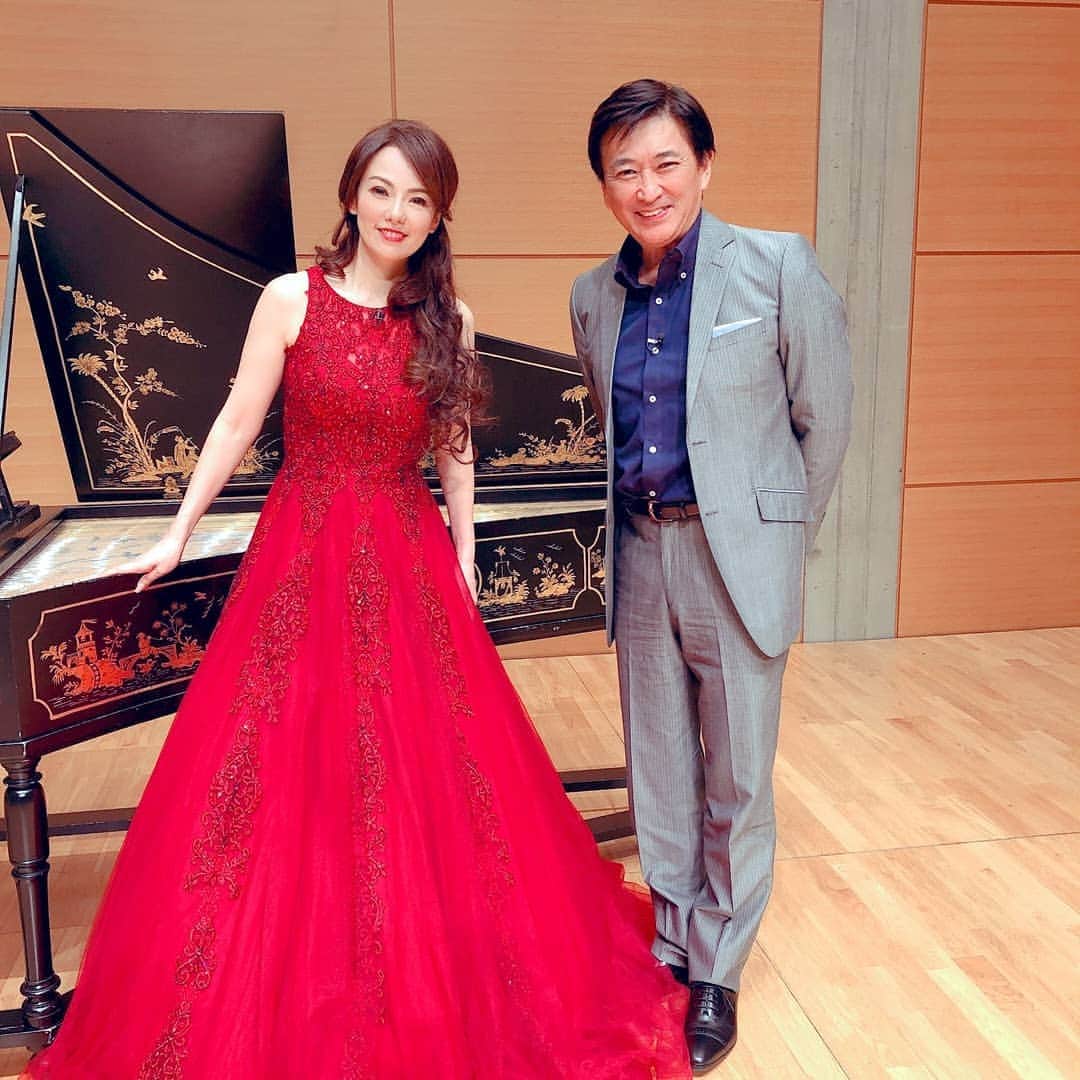 藤岡幸夫のインスタグラム：「今日はエンターザミュージックの収録。ソプラノ森麻季さんは凄いテクニック！で全てが美しく…圧巻！大好きな指揮者で関西フィルにも客演してくれてる鈴木優人さんのチェンバロも素晴らしかった！😄 このコンピのヘンデルの歌劇リナルド(10/31神奈川県立音楽堂&11/3東京オペラシティ)は必見です‼️  エンターの放送トークもめっちゃ楽しかったのでお楽しみに😊」