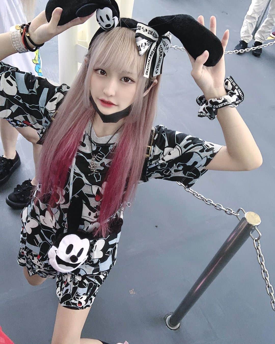 ちいぺこのインスタグラム：「#ディズニー」
