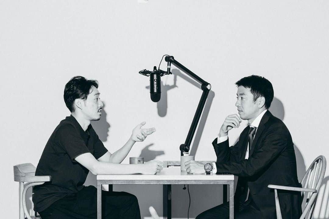 環ROYのインスタグラム：「. モバイルアプリケーション「Artistspoken」で石川直樹さんと音声配信をしていくことになりました。 #石川直樹 #NaokiIshikawa #環ROY #TamakiRoy @artistspoken」