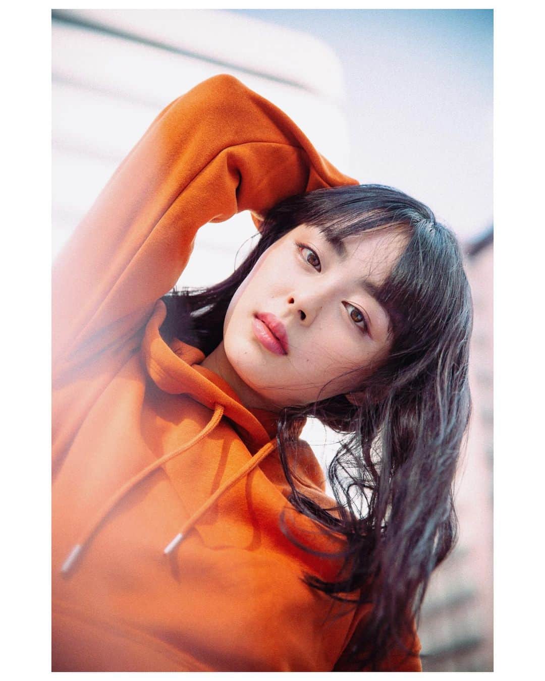 のインスタグラム：「私もいつもお世話になっている堀江のヘアサロン @lune_horoscope さんの新しいスタイル写真を撮影しました。 素敵なメイクはお馴染みつぼさん @hair_make_aiko.tsubouchi  モデルさんはリサさん @papillon_monreve です◎ 気持ちいいお天気の日に、存分にかわいいスタイルを沢山撮れて楽しかったです！ ・ ・ ・ #photography #photo #photooftheday #photographer #photoshoot #portrait #ig_fashion #fashionstyle #portraitmodel #portraitphotography #ig_japan #ig_portrait #model #pinkhair #hairstyle #fashion #ポートレート #被写体 #モデル #人物撮影 #ヘアスタイル #堀江 #ヘアサロン #キヤノン #ファッション #スナップ #一眼レフ #カメラマン #フォトグラファー」