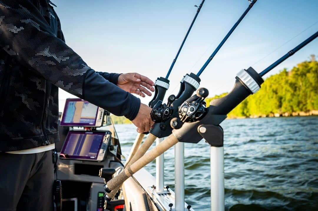 のインスタグラム：「Optimized for trolling scenarios, the MAX DLC allows anglers to know exactly how much line is out in order to place baits within the desired strike zone time and time again without the hassles of traditional manual line counters. #AbuGarcia #MaxDLC #Fish2Win」