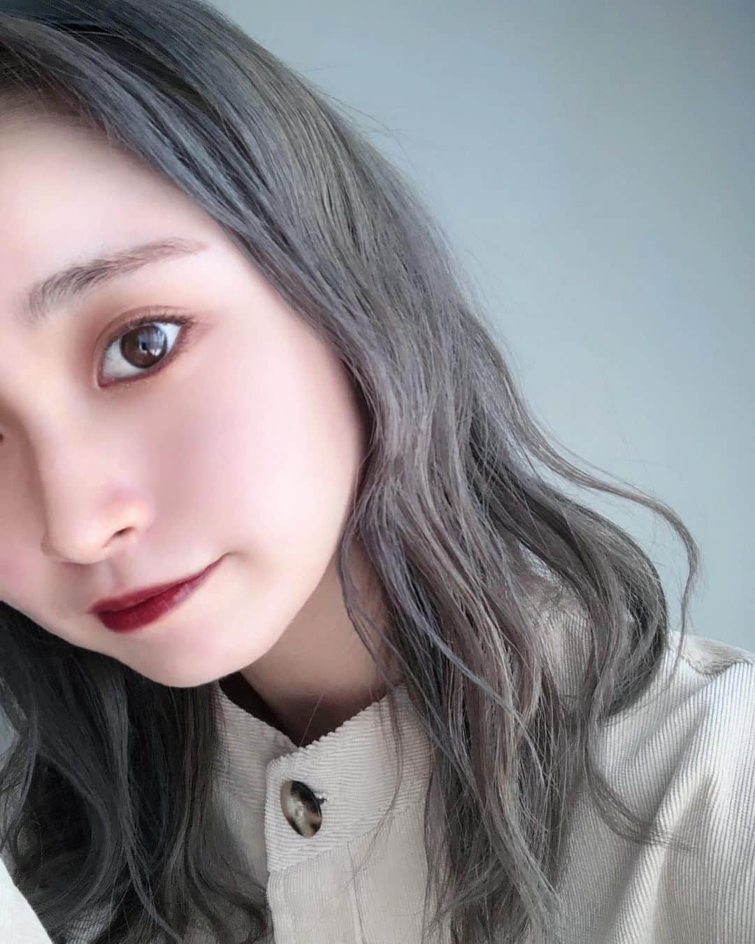 内海里来さんのインスタグラム写真 - (内海里来Instagram)「﻿ @neker.official さんのクッションファンデーション 🐏﻿ ﻿ 程よくトーンアップされる感じが凄くよくって﻿ おすすめ❤︎﻿ ﻿ ﻿  @chuu_japan さんで購入できます🛒﻿ ﻿ ﻿ #コスメレビュー #韓国コスメ #クッションファンデ #instacosmetics #makeup #pr」10月1日 9時17分 - ric12_ls