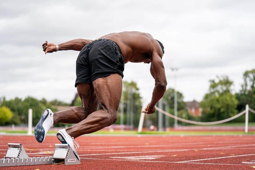 ハリー・アイキネス＝アリエティさんのインスタグラム写真 - (ハリー・アイキネス＝アリエティInstagram)「Always pushing forward!! 🏃🏾‍♂️💨  - 📸 @coopsrun  - @newbalance #Training #Explosive #Conditioning #trackandfield #tracklife #sub10 #Sprinter #Gym #workout #FitLife #Tracklife #power #TeamNB  #TeamUSN #Sprinter #GX800 #RunnersOfInstagram #FasterStronger #RunningMotivation  #InstaRunners  #Instarunners」10月1日 0時27分 - aikines