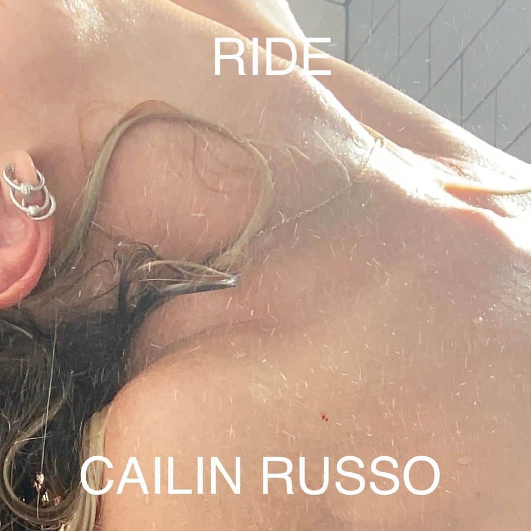 ケイリン・ルッソのインスタグラム：「We’re live ... SoundCloud.com/cailinrusso/ride   Fuck it we ball  Produced by @paulwhalley  Written by cailin russo & @dannyshahofficial」