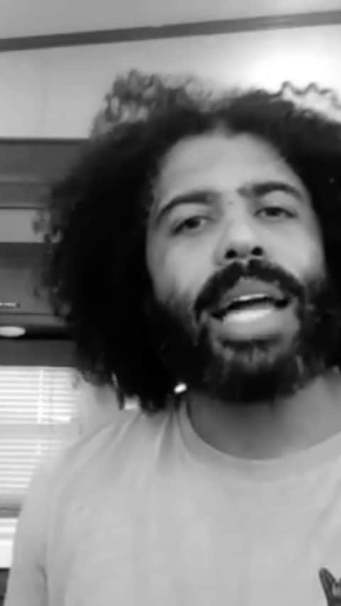 ミッキー・サムナーのインスタグラム：「• #45Lies is a national action campaign to UNnormalize the president’s dangerous and persistent assault on the truth before the national election. Disinformation is a key to fascism, and we, the makers and children of hip hop culture, just ain’t havin it.  I’ve posted this 45 second video in response to this SPECIFIC lie:   On June 20th 2020, Trump said “I worked closely with a  great senator … Sen. Tim Scott, South Carolina, to create opportunity zones, which are doing incredibly. And since then countless jobs and $100 billion of new investment,  not government investment, have poured into 9,000 of our most distressed neighborhoods  anywhere in the country.”  We know better, so we SAY as such in defense of an honest public record. in the spirit of democracy and inclusion, I invite @open_mike_eagle @theyhatechange and @edballoon to also participate in this campaign.  Find a lie that targets our community. Make a 45 second video that responds to that lie. Use “Impeach the President” as a sonic backdrop. Post your video, and invite more people to do the same. Find more info at @45lies2020. Democracy is ours to keep.」
