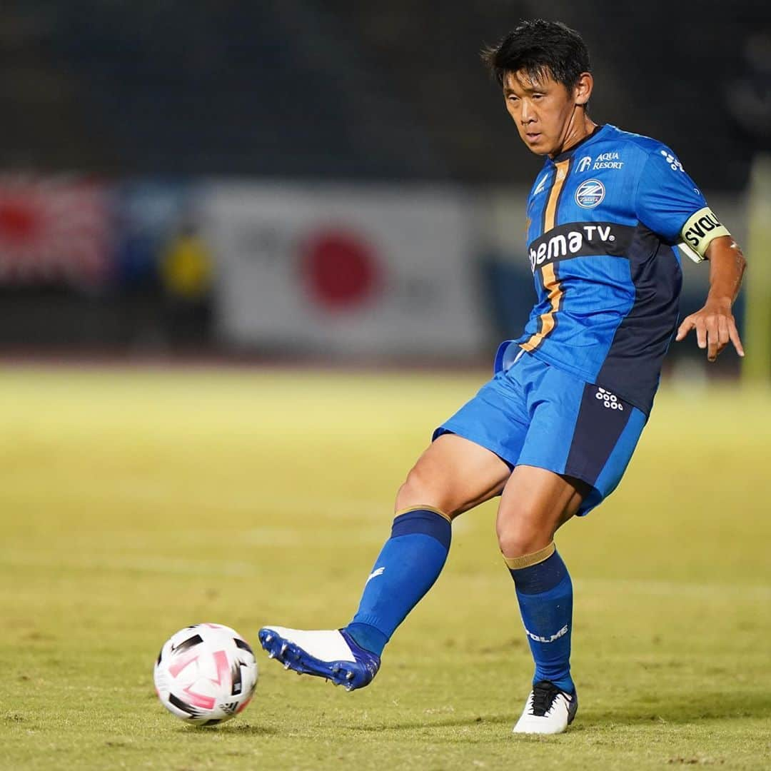 FC町田ゼルビアさんのインスタグラム写真 - (FC町田ゼルビアInstagram)「フォトギャラリー📸⚽️ ﻿ △ 町田 1 - 1 北九州 ﻿ #平戸太貴 #小田逸稀 #安藤瑞季 #佐野海舟 #深津康太 #ステファン #中島裕希 #奥山政幸 #ジョンチュングン #水本裕貴 #マソビッチ #髙江麗央  #FC町田ゼルビア #zelvia #Jリーグ #サッカー #スポーツ #soccer #football #JLeague #町田﻿ #町田GIONスタジアム」10月1日 1時14分 - fcmachidazelvia