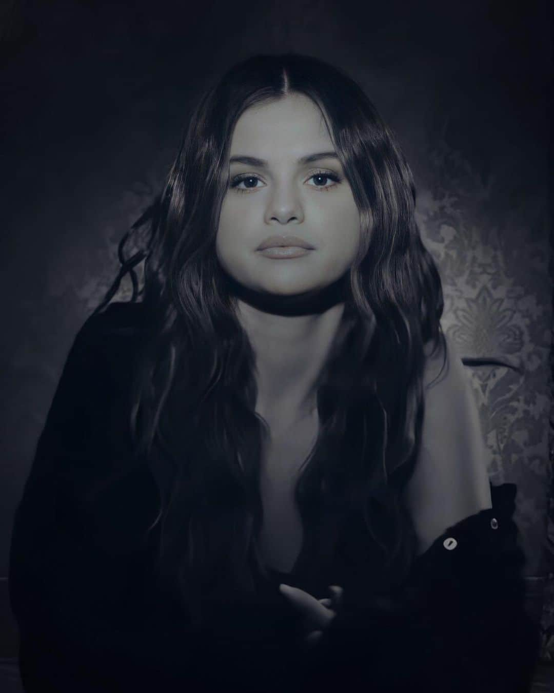 Always With Selenaさんのインスタグラム写真 - (Always With SelenaInstagram)「SELENA DESERVES A GRAMMY」10月1日 1時56分 - amazingsgomez