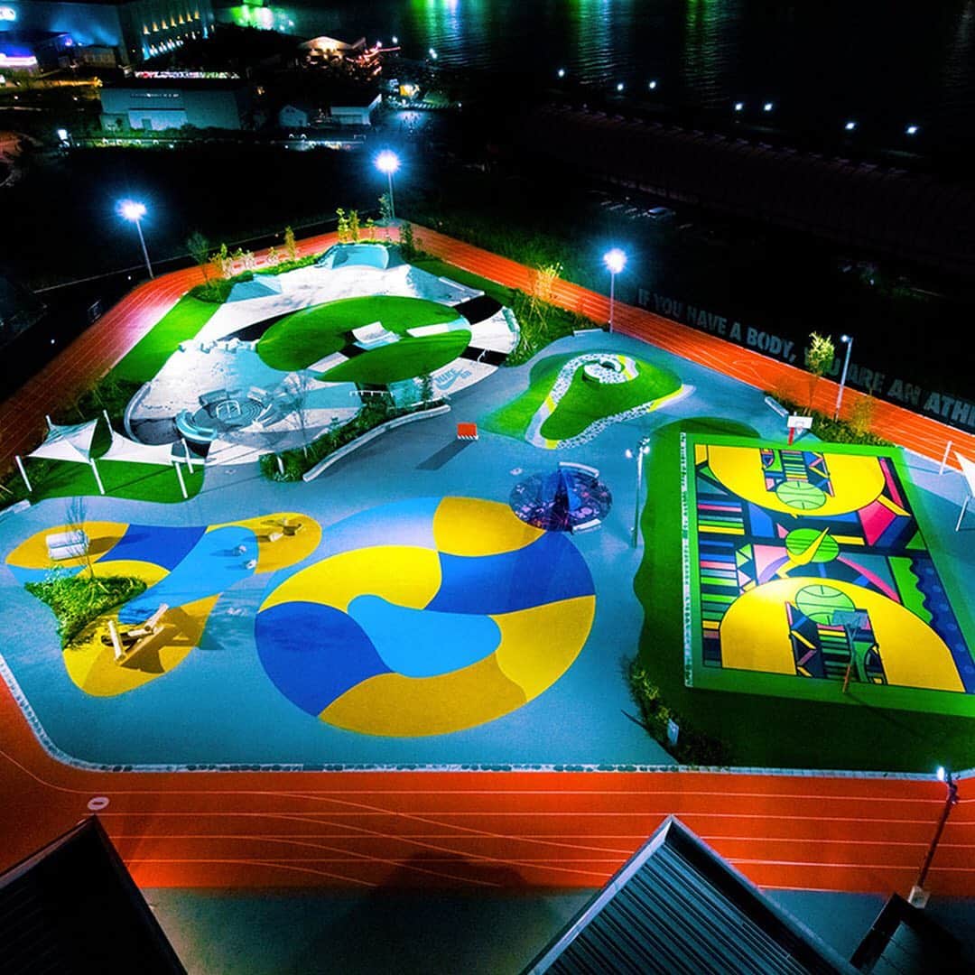 HYPEBEASTさんのインスタグラム写真 - (HYPEBEASTInstagram)「#hypeAF: @nike Japan is set to open a multi-colored playground in Tokyo. Dubbed “TOKYO SPORT PLAYGROUND SPORT x ART,” the place will be one of a handful of public sports-friendly playgrounds within the city. The park features a running track that measures at approximately 280 meters, a multi-colored basketball court, a skatepark, a roundabout, and open spaces where visitors can practice yoga or dance. The playground’s design was inspired by six Nike silhouettes: Cortez Track, Waffle Racer, ACG Adventure, and Air Raid. The park opens on October 10 in Toyosu, Tokyo. ⁠⠀ Photo: Nike JP」10月1日 2時17分 - hypebeast