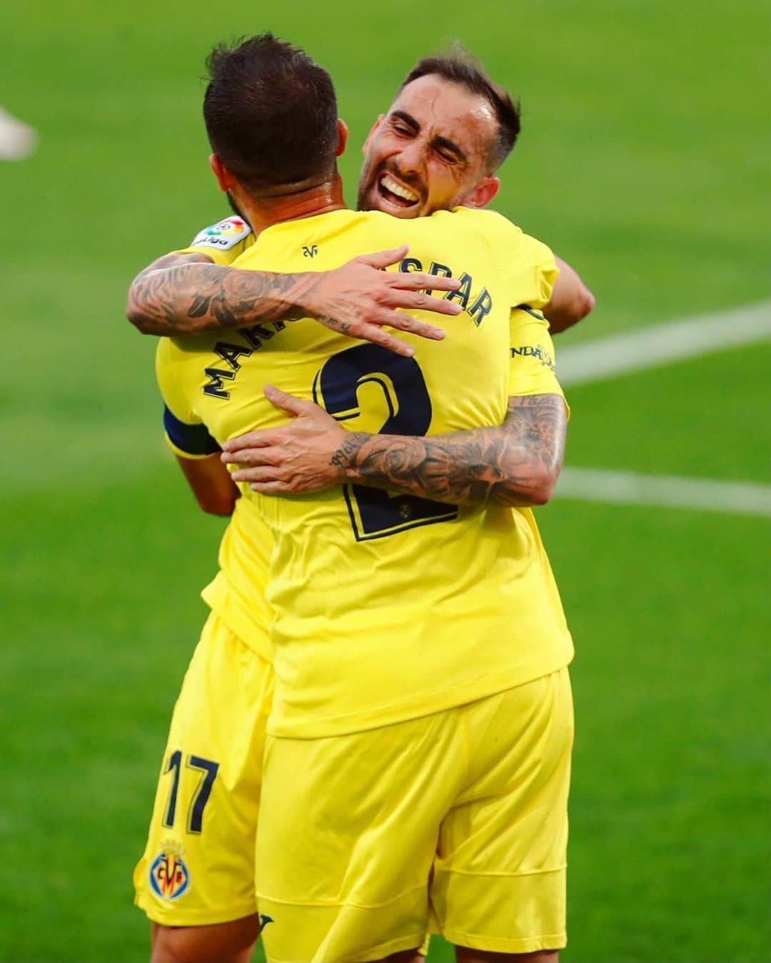 LFPさんのインスタグラム写真 - (LFPInstagram)「You did it, guys! 💛  ¡@mariogpm2 asiste y @paco93alcacer finaliza! 💥  #LaLiga #LaLigaSantander #Villarreal #MarioGaspar #Alcacer #Football #Goals #HayQueVivirla #YouHaveToLiveIt」10月1日 2時27分 - laliga