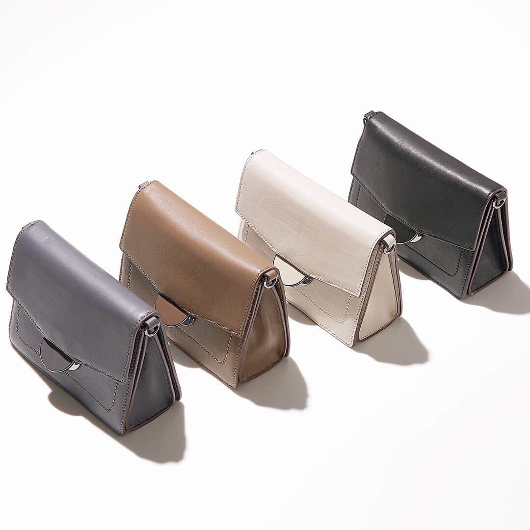 ボトキエのインスタグラム：「In case you were curious about our fall palette...here ya go. #botkier #fallfashion」