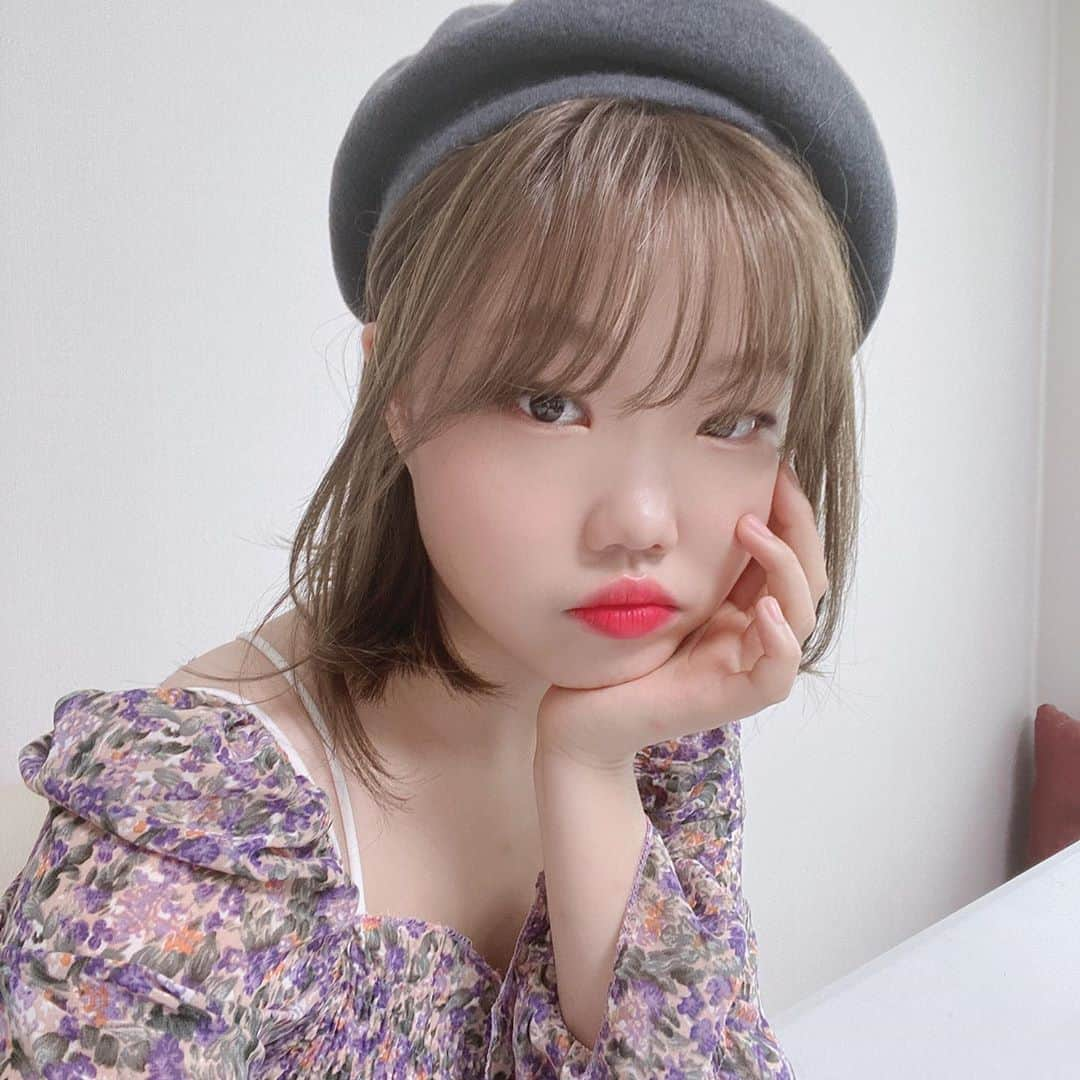 スヒョンさんのインスタグラム写真 - (スヒョンInstagram)「행복한 추석 보내세요🥰❤️」10月1日 3時50分 - akmu_suhyun