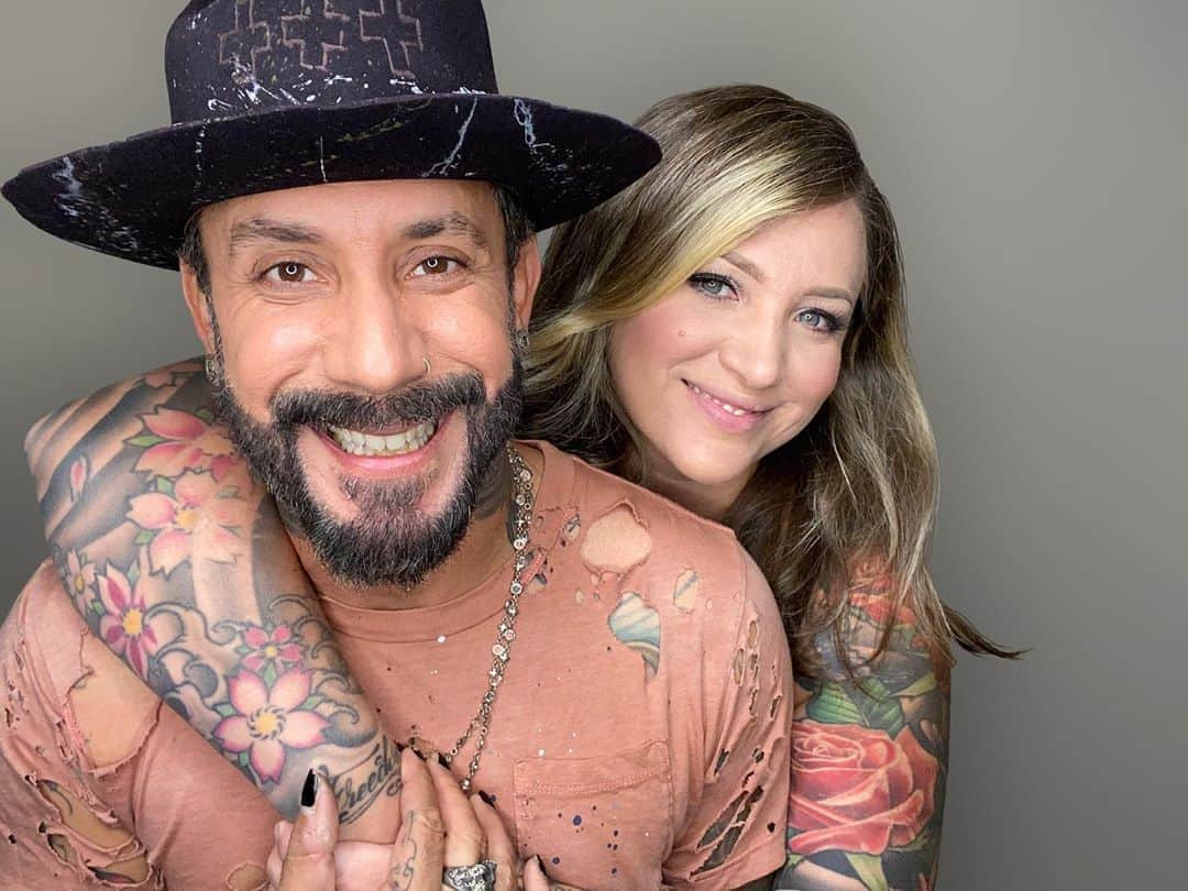 A.J.のインスタグラム：「Thank you to my beautiful wife for joining us on this week’s episode of the @prettymesseduppodcast!!!! Baby, I don’t know how you do it. We’ve been through it all together. You amaze me every day, and I can’t thank you enough for everything you do for me and the girls. You’re my lobster, my monkey, my rock...and I love you so much. Listen to this week’s podcast by following the link in my bio!! #TeamPrettyMessedUp #NationalPodcastDay」