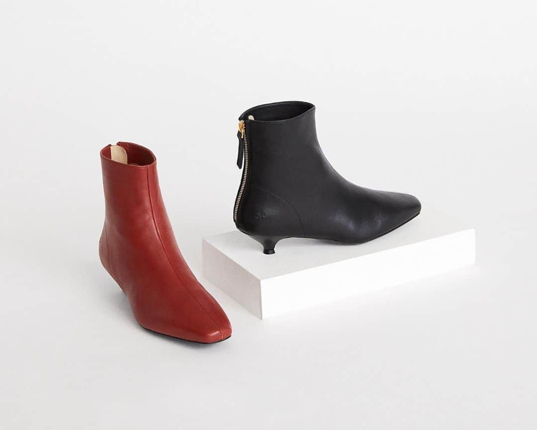 ウォントのインスタグラム：「Everyday elegance. The new Lott boot is crafted from the finest Portuguese leather and reveals a squared pointed toe and subtle kitten heel. Tap to shop in Cinnamon or Black.  #wantlesessentiels」