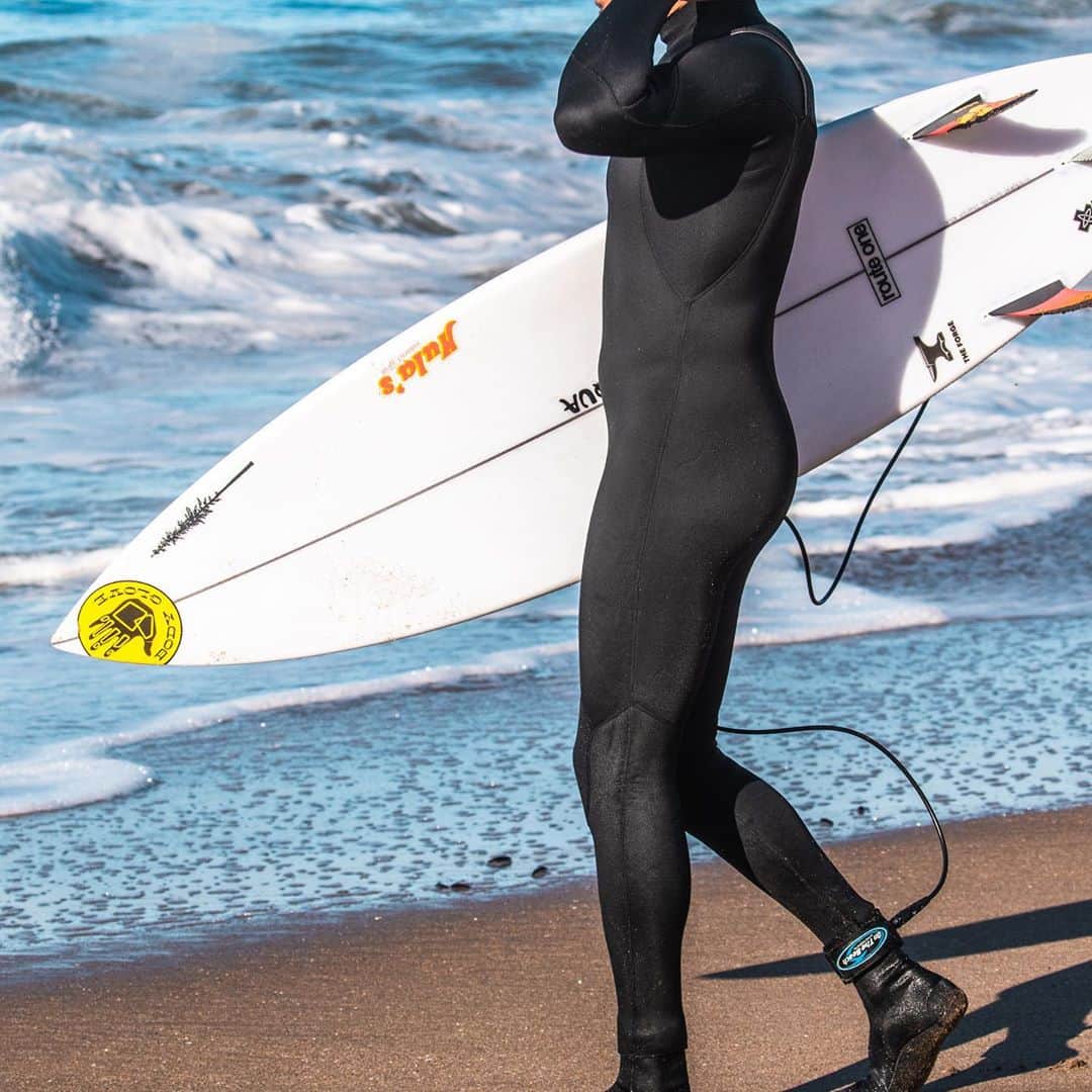 ボディーグローブさんのインスタグラム写真 - (ボディーグローブInstagram)「The all new Variant wetsuit is now in stock!   All the stretch and comfort you need, without sacrificing warmth🔥  Shop now at bodyglove.com (link in bio) 📸: @nellysmagicmoments」10月1日 5時08分 - bodyglove