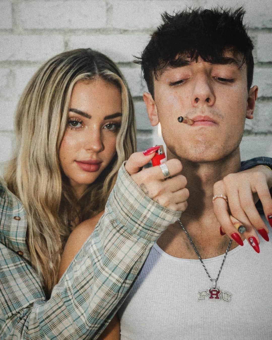 チャーリー・ジョーダンのインスタグラム：「Abercrombie but make it Gen Z... 📸 @vinnygotheat」