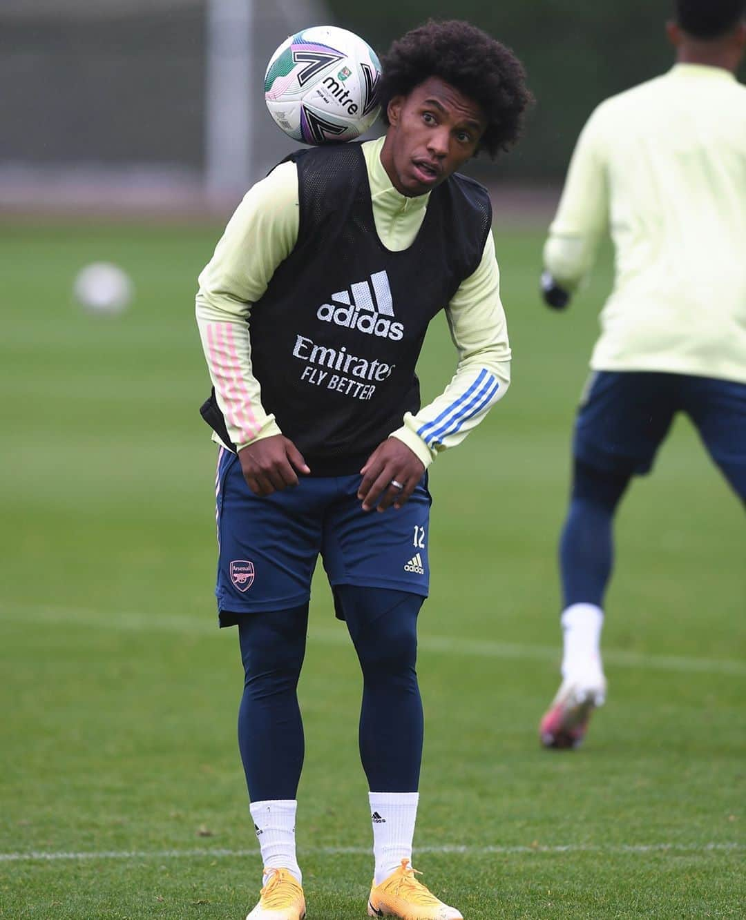 アーセナルFCさんのインスタグラム写真 - (アーセナルFCInstagram)「⚽️ ✨⁠ ⁠ #Arsenal #Willian #training #preparation #Brazil #CarabaoCup #AFC #COYG」10月1日 6時05分 - arsenal