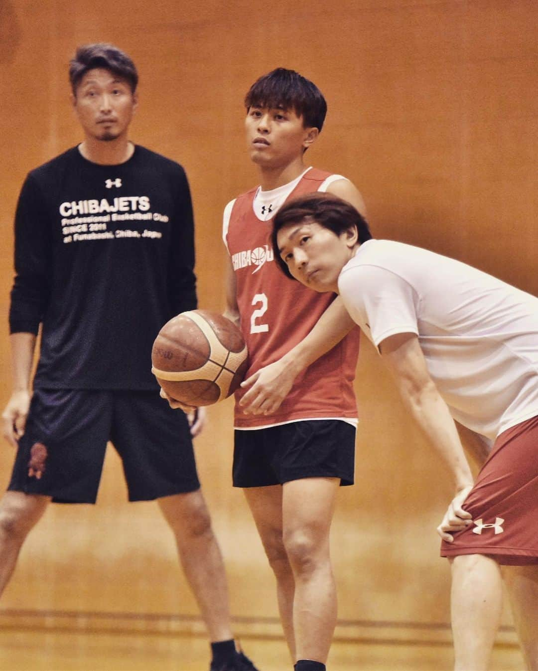 千葉ジェッツさんのインスタグラム写真 - (千葉ジェッツInstagram)「練習風景📸 #chibajets #Bリーグ #千葉ジェッツ #バスケ #basketball #portrait  #photograph #準備はいいか  #準備はいいぞ #開幕まであと少し」10月1日 17時54分 - chibajets_official