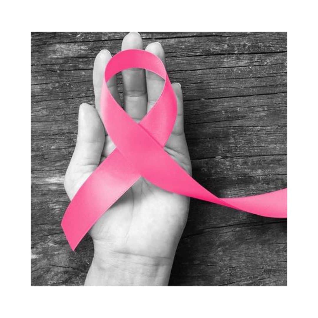ラ・スリーズ・シュ・ル・シャポーさんのインスタグラム写真 - (ラ・スリーズ・シュ・ル・シャポーInstagram)「O C T O B R E  R O S E A toutes les femmes 💕 - - - To all women  - - - #lacerisesurlechapeau #octobrerose #depistage #cancer #cancerdusein #soutien #pink #women #strongwomen #picoftheday #putsomecolourinyourlife #coloryourlife」10月1日 17時54分 - la_cerise_sur_le_chapeau