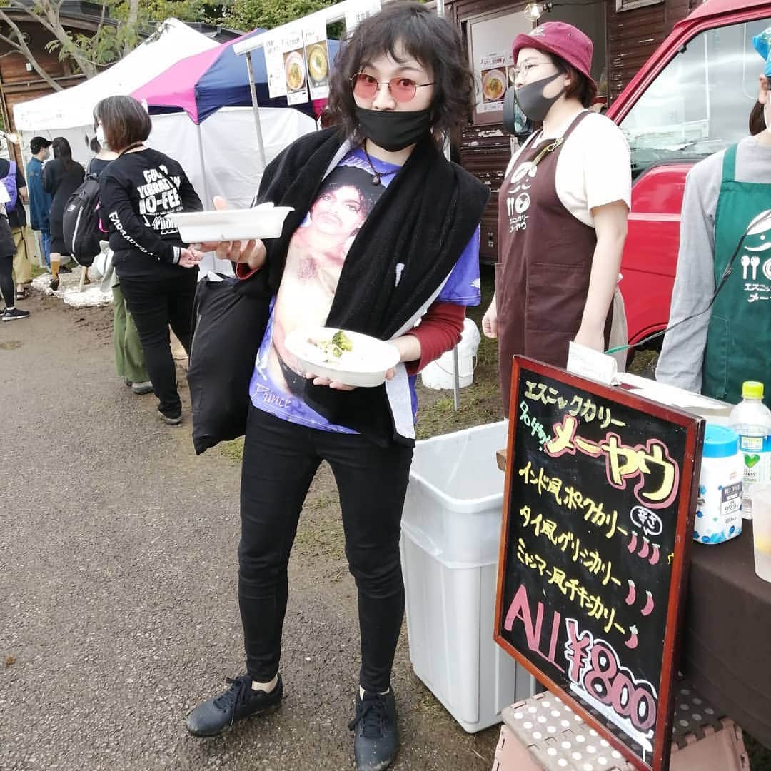 川村由紀のインスタグラム：「毎週日曜26時台レギュラーセレクターを担当中 #bayfm THE SELEC-TONE、今回4日の選曲テーマは #秋祭り 🎃🍁🍄 です〜聴いてね。  #ベイエフエム #チルアウト #バレアリック」