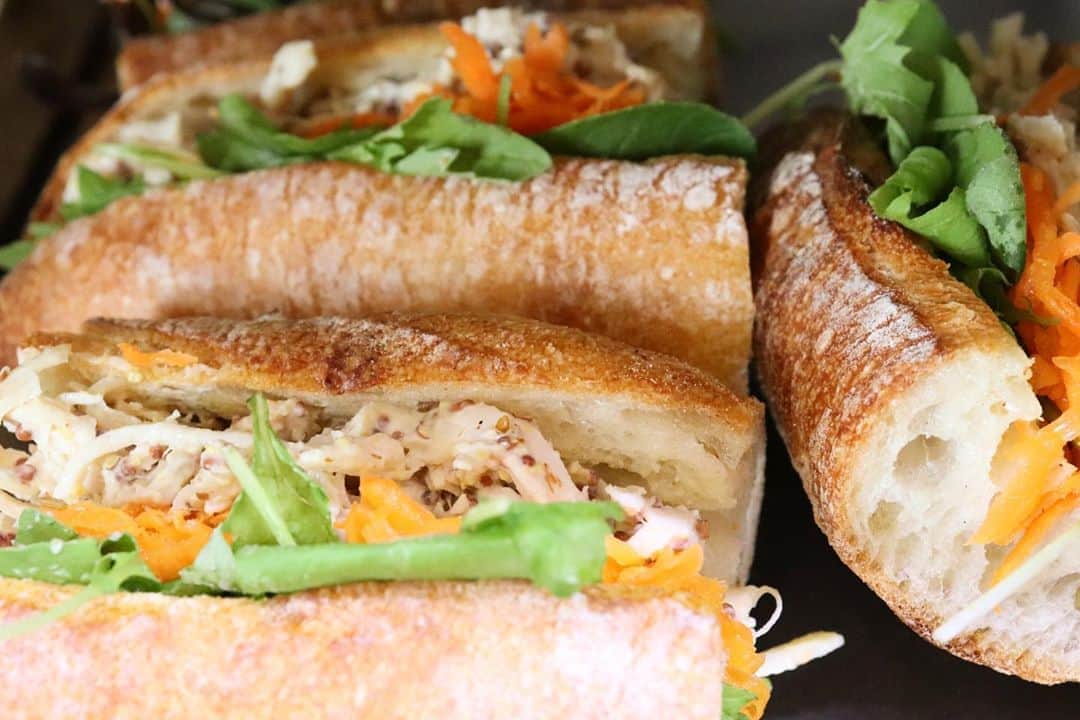 丘の上のパン屋 のグルメインスタ