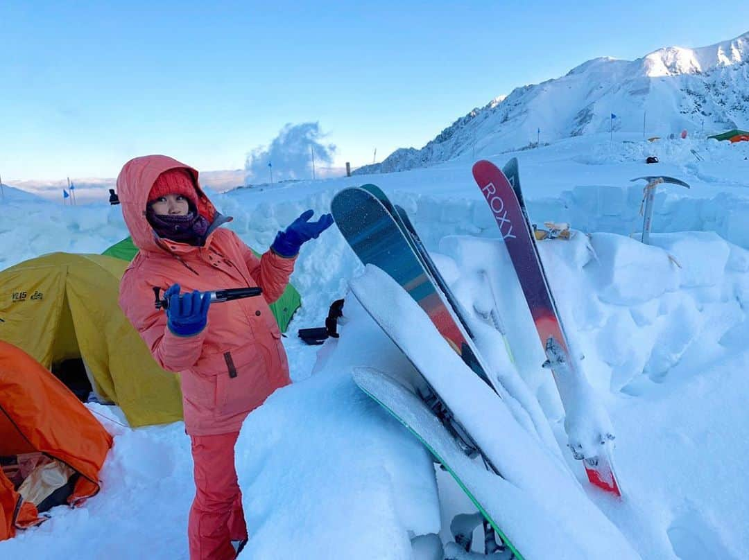 楠怜己さんのインスタグラム写真 - (楠怜己Instagram)「What we can do to protect the ski resort❄️ 今月の @gosnowresort のテーマは、スキー場を守るために私たちに出来ること。 私たちには何ができるだろう...？　  一人ひとりの思いやりで感染を予防し ウィンタースポーツを楽しもう！」10月1日 12時03分 - reimikusunoki