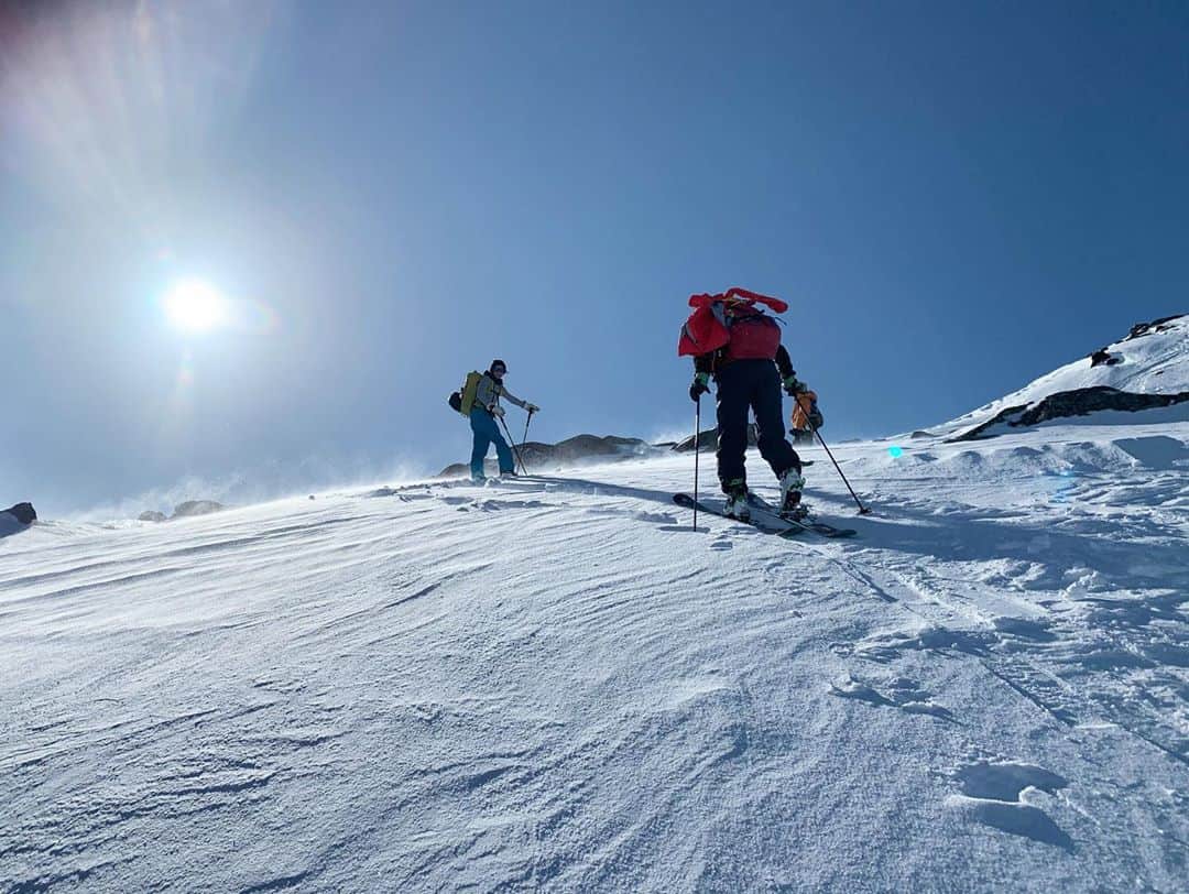 楠怜己さんのインスタグラム写真 - (楠怜己Instagram)「What we can do to protect the ski resort❄️ 今月の @gosnowresort のテーマは、スキー場を守るために私たちに出来ること。 私たちには何ができるだろう...？　  一人ひとりの思いやりで感染を予防し ウィンタースポーツを楽しもう！」10月1日 12時03分 - reimikusunoki