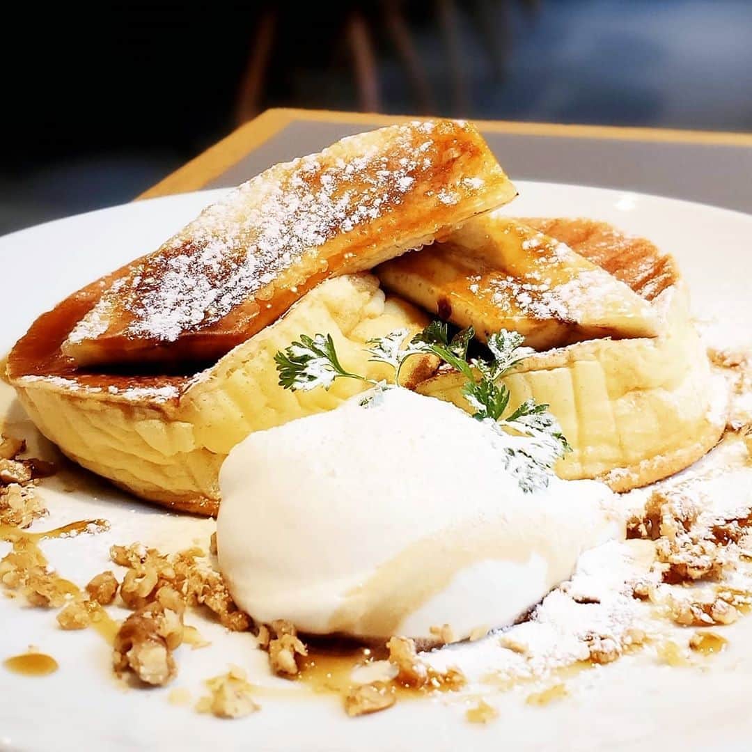 ミスター黒猫（黒猫仙人）のグルメインスタ